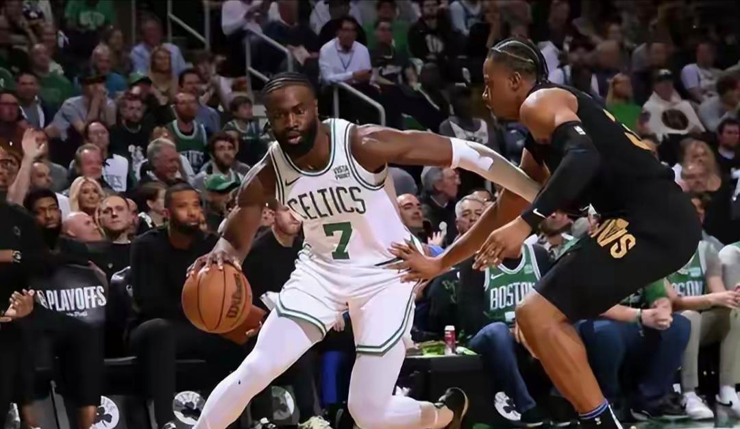 盛世娱乐-NBA常规赛凯尔特人主场114-98战胜76人 马克西空砍33分